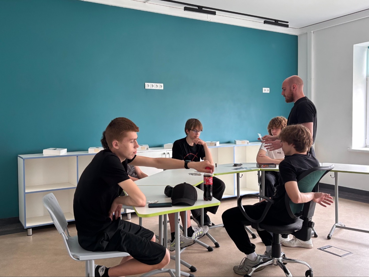 Лето в «IT-кубе»: первые атоклассники 8Б создают проекты будущего! Лето в «IT-кубе»: первые атоклассники 8Б создают проекты будущего!.